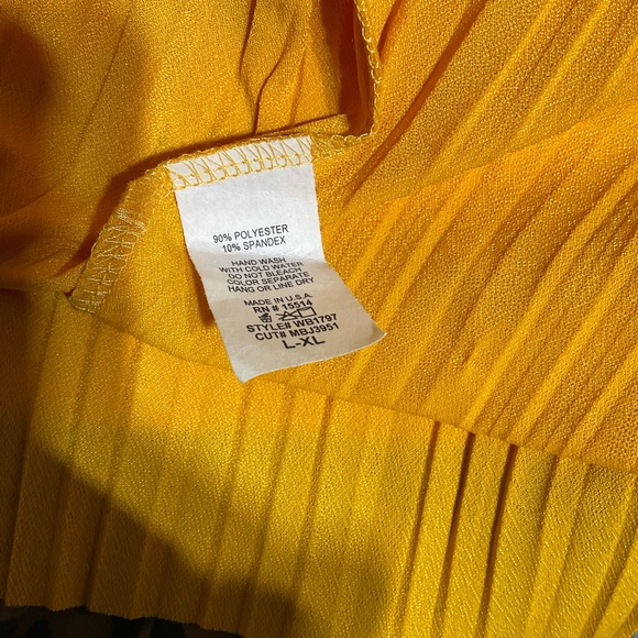 MBJ Lock & Love women’s long skirt NWT COLORS MUSTARD or GREEN size Large - Picture 4 of 4